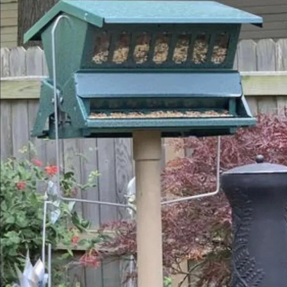 Perky Pets Squirrel Resistant Bird Feeder Hopper Make-Model UNKNOWN - Picture 2 of 13